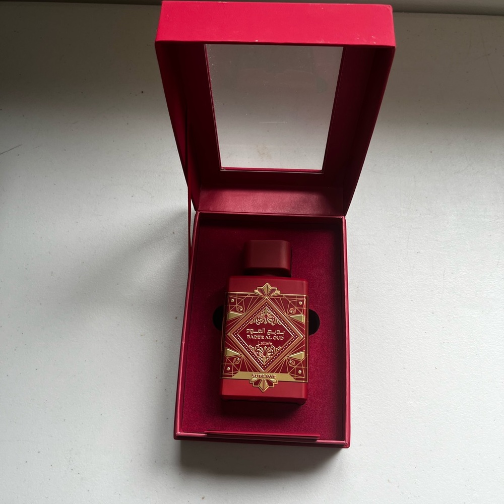 Sublime Red Perfume by - Picture 2 of 4